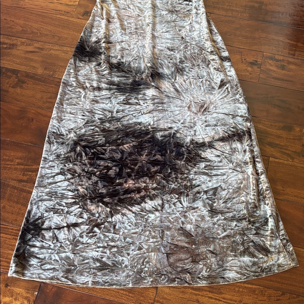 Ronnie Nicole | Chic Sleeveless brown velvet Tie-Dye Maxi Dress - Picture 4 of 13